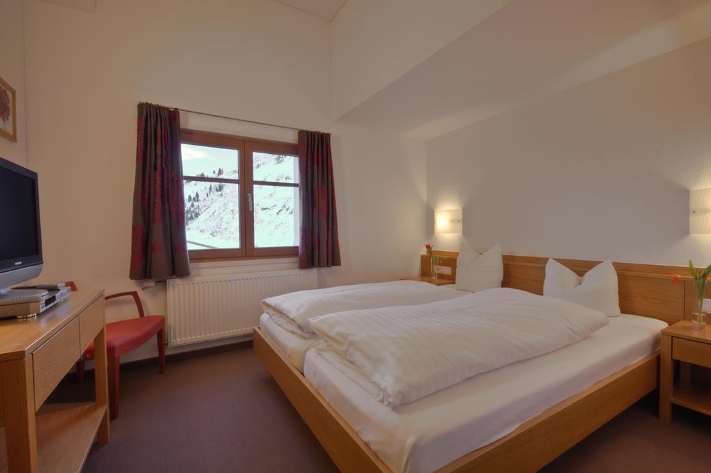 Adler Damüls Gasthof Hotel Dış mekan fotoğraf